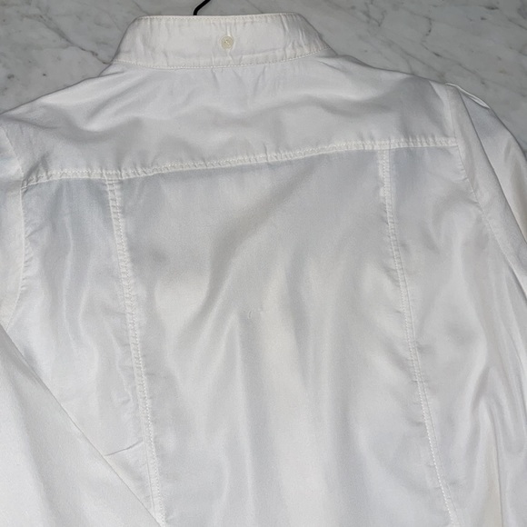 Woman’s prich button down shirt - Picture 10 of 12